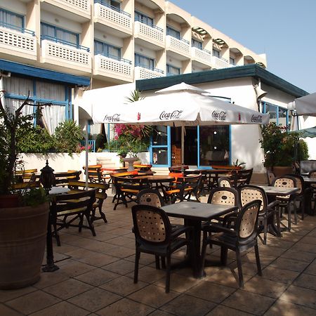 Paphiessa Hotel & Apartments Пафос Екстериор снимка