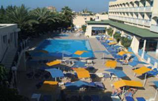 Paphiessa Hotel & Apartments Пафос Екстериор снимка